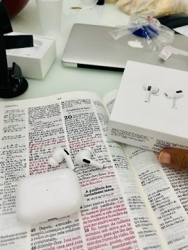 Apple Airpods Pro Bluetooth 5.0 Earphones photo review